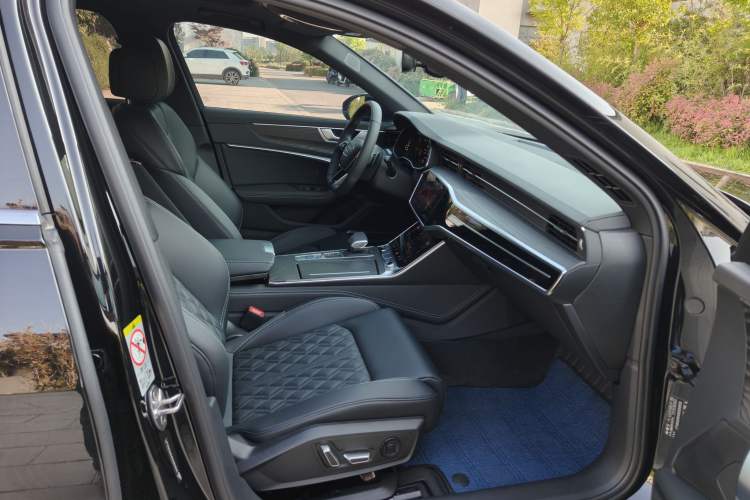 Used Audi A6L 2025 Updated 55 TFSI quattro Prestige Dynamic Edition Right Front Seat