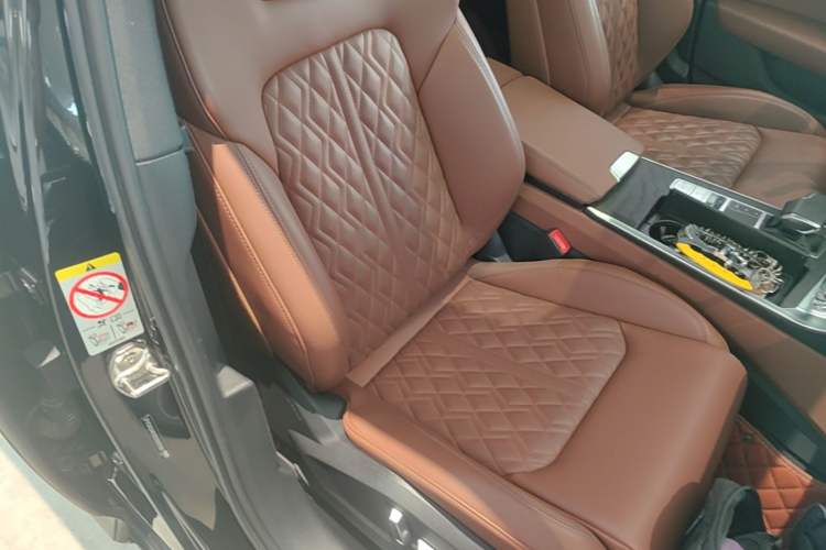 Used Audi A6L 2025 Restyled 45 TFSI quattro Prestige Dynamic Edition Right Front Seat