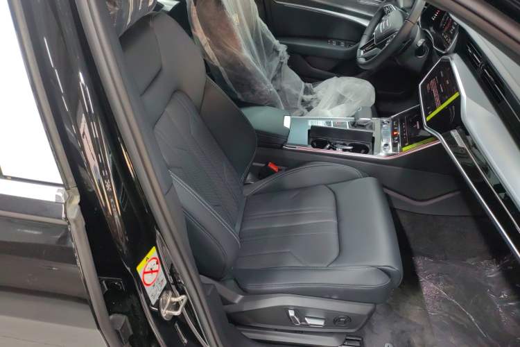 Used Audi A6L 2025 Revised 40 TFSI Luxury Dynamic Edition Right Front Seat
