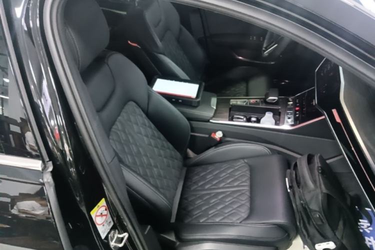 Used Audi A6L 2025 Restyled 45 TFSI quattro Prestige Dynamic Edition Right Front Seat