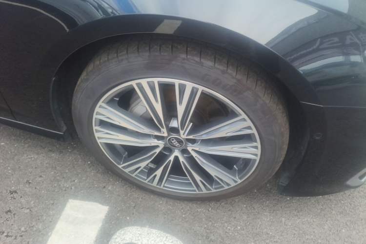 Used Audi A6L 2025 Revised 45 TFSI Prestige Dynamic Edition Right Front Wheel Hub