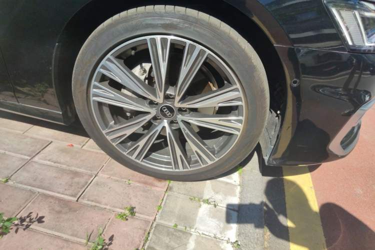 Used Audi A6L 2025 45 TFSI Prestige Dynamic Edition Right Front Wheel Hub