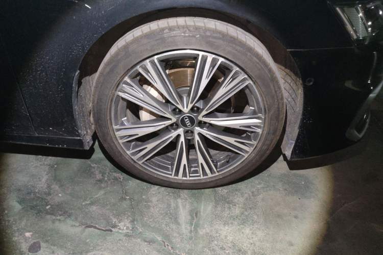 Used Audi A6L 2025 45 TFSI Prestige Dynamic Edition Right Front Wheel Hub