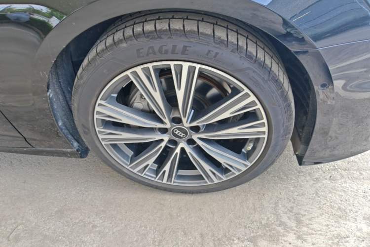 Used Audi A6L 2025 45 TFSI Prestige Dynamic Edition Right Front Wheel Hub
