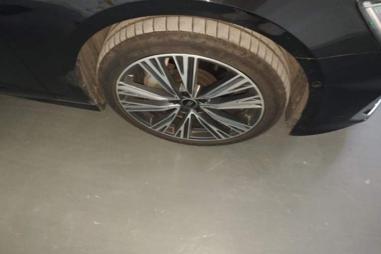 Used Audi A6L 2025 45 TFSI quattro Prestige Dynamic Edition Right Front Wheel Hub