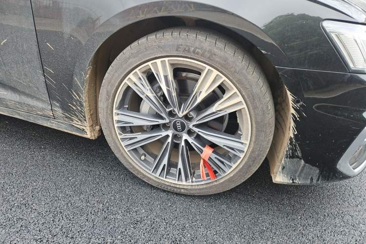 Used Audi A6L 2025 45 TFSI Prestige Dynamic Edition Right Front Wheel Hub