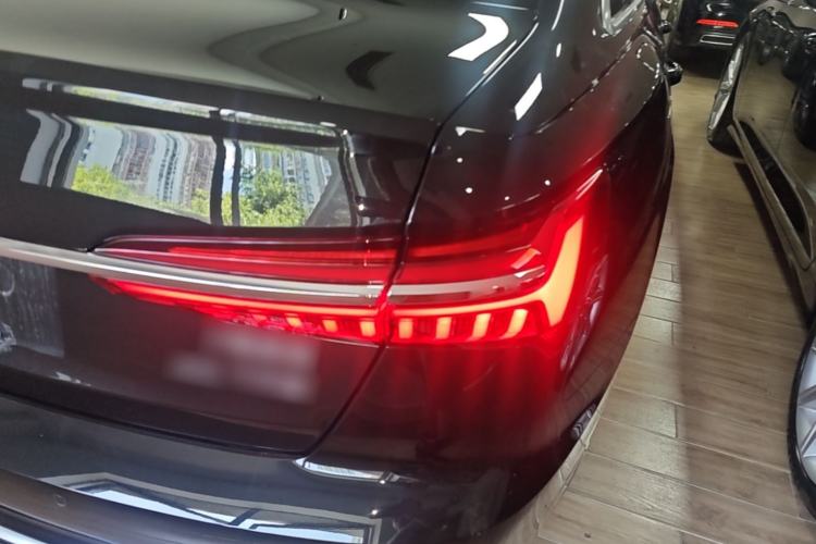 Used Audi A6L 2025 Revised 40 TFSI Luxury Dynamic Edition Right Rear Taillight