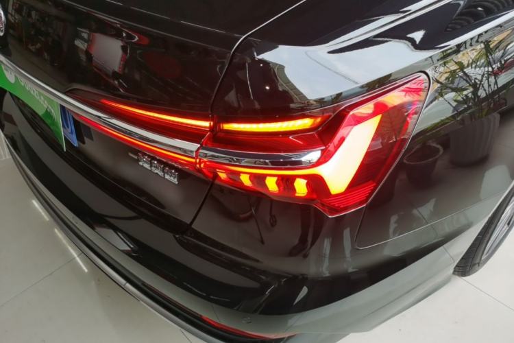 Used Audi A6L 2025 Revised 45 TFSI Prestige Dynamic Edition Right Rear Taillight