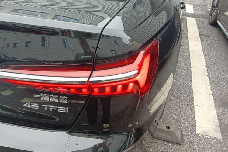 Used Audi A6L 2025 Revised 45 TFSI Prestige Dynamic Edition Right Rear Taillight
