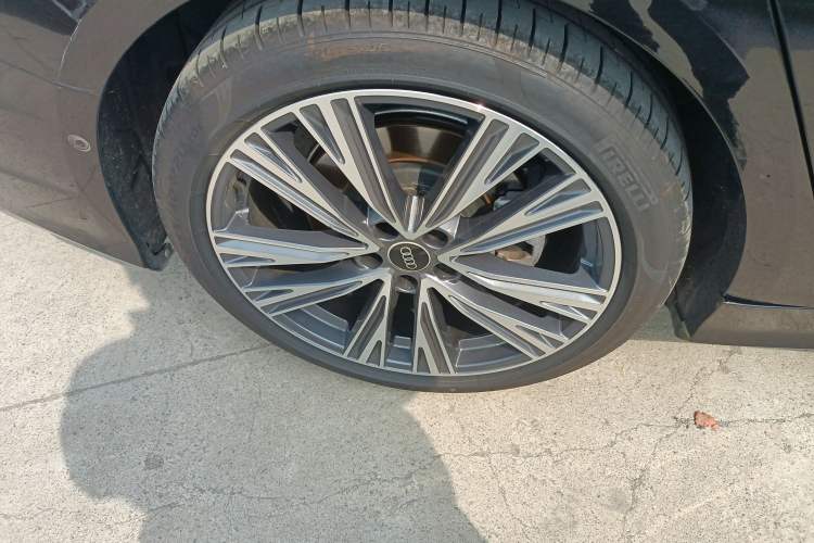 Used Audi A6L 2025 45 TFSI Prestige Dynamic Edition Right Rear Wheel Hub
