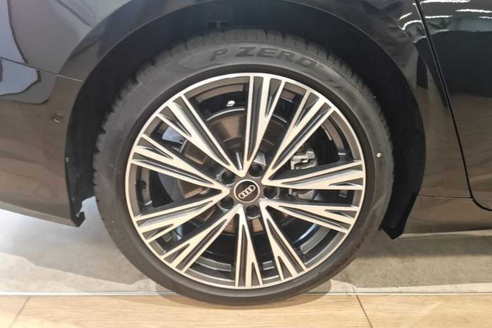 Used Audi A6L 2025 Revised 45 TFSI Prestige Dynamic Edition Right Rear Wheel Hub