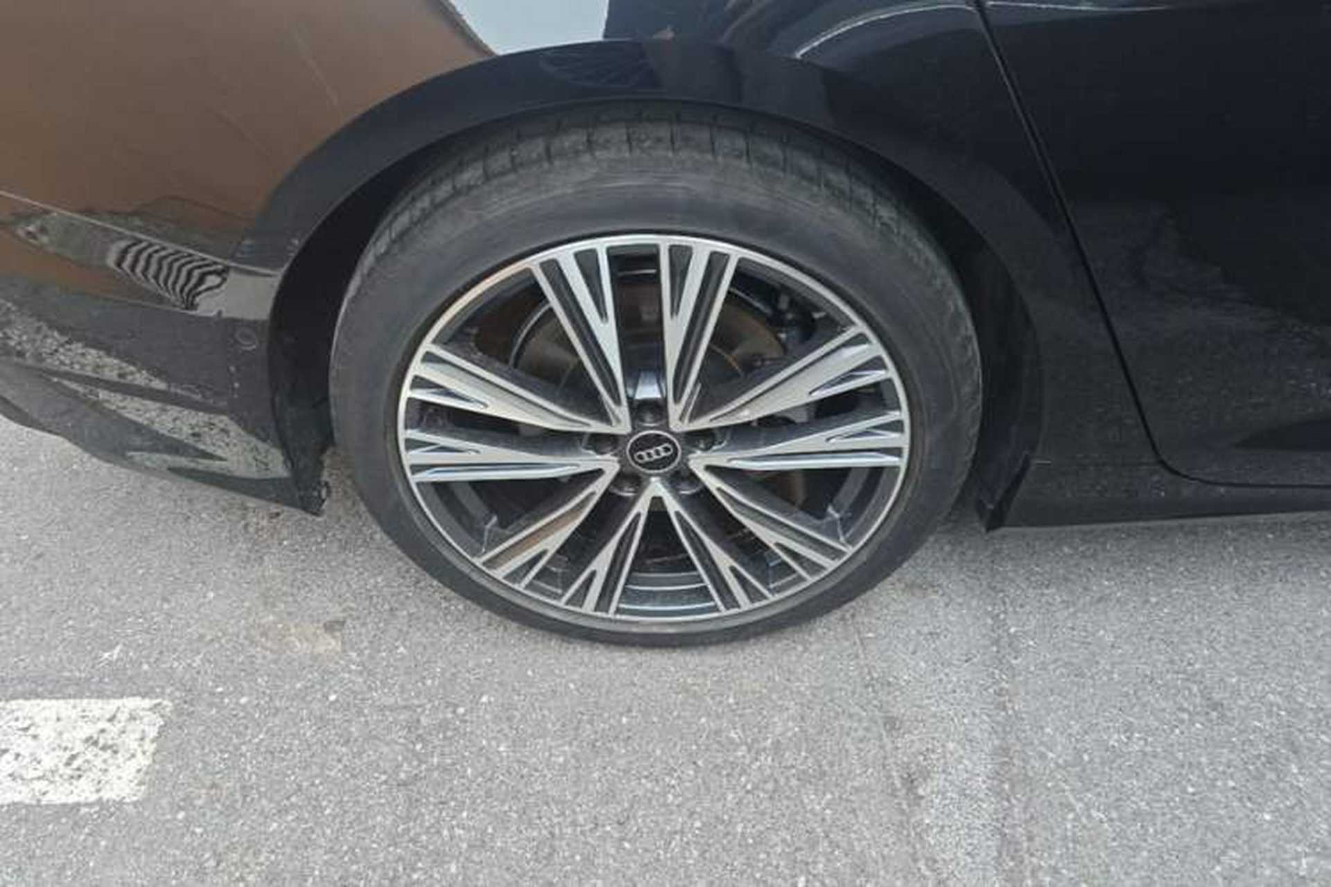 Used Audi A6L 2025 Revised 45 TFSI Prestige Dynamic Edition Right Rear Wheel Hub