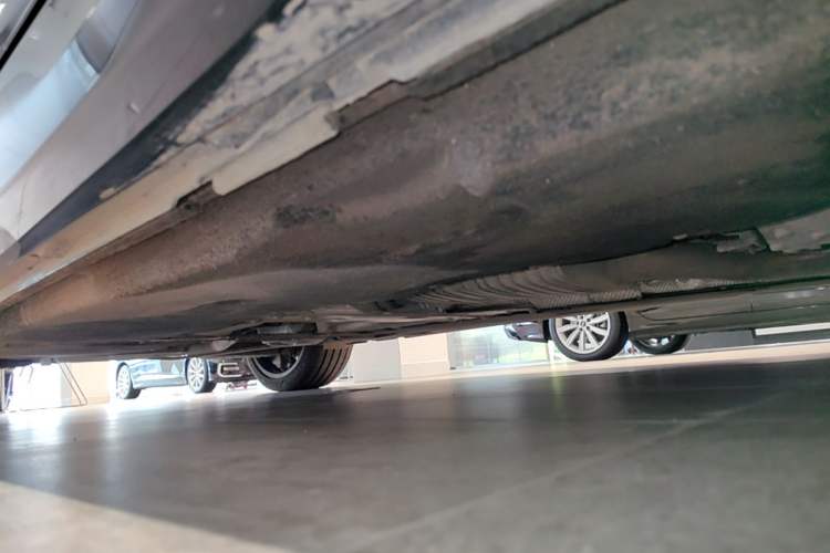 Used Audi A6L 2025 Revised 45 TFSI Prestige Dynamic Edition Right Side Sill