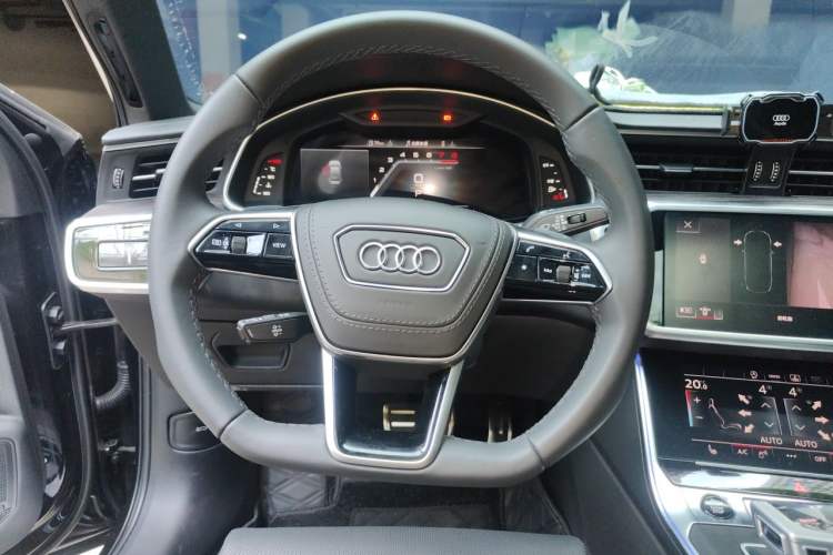 Used Audi A6L 2025 45 TFSI quattro Prestige Dynamic Edition Steering Wheel