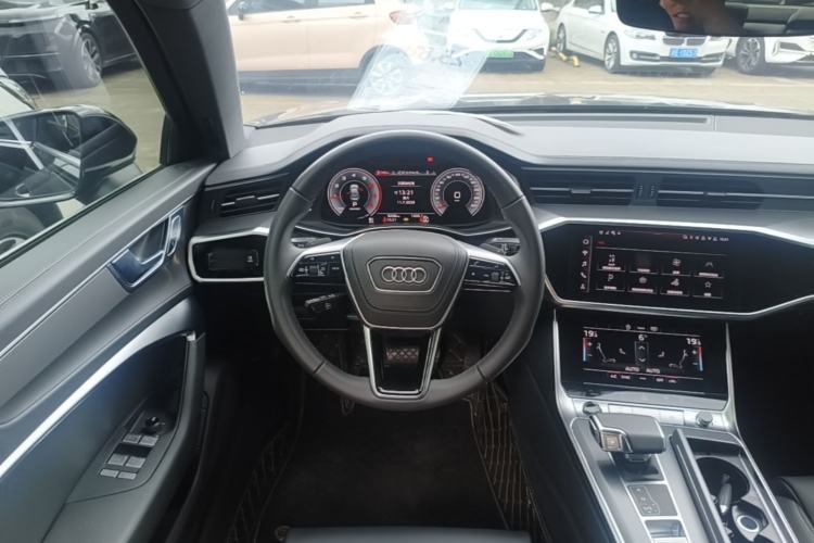 Used Audi A6L 2025 Revised 40 TFSI Luxury Dynamic Edition Steering Wheel