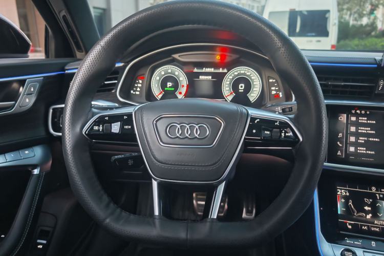 Used Audi A6L 2025 45 TFSI quattro Prestige Dynamic Edition + Premium Package Steering Wheel
