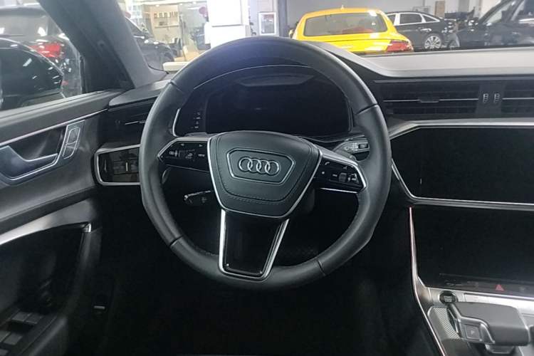 Used Audi A6L 2025 45 TFSI Prestige Dynamic Edition Steering Wheel