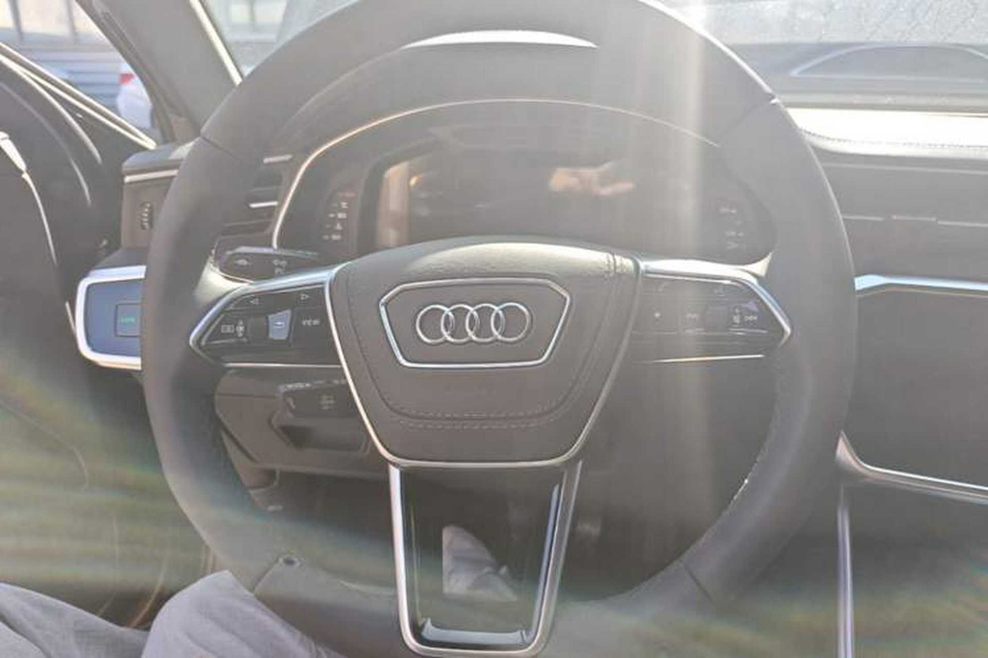 Used Audi A6L 2025 Revised 40 TFSI Luxury Dynamic Edition Steering Wheel