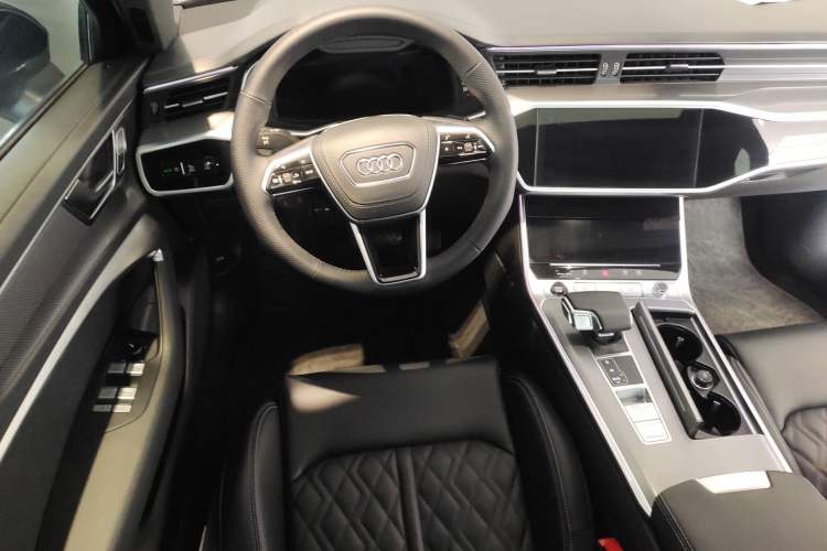Used Audi A6L 2025 45 TFSI Prestige Dynamic Edition Steering Wheel