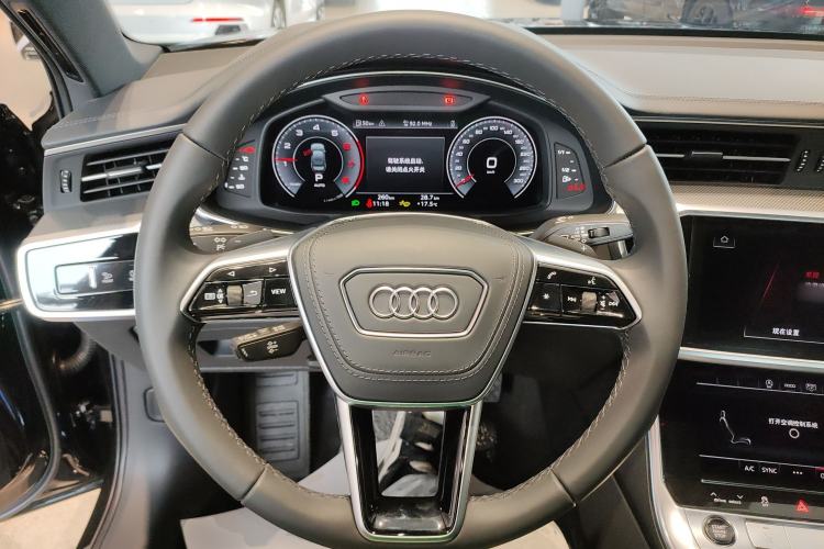 Used Audi A6L 2025 Revised 40 TFSI Luxury Dynamic Edition Steering Wheel