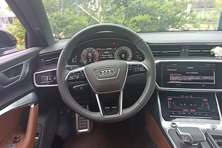Used Audi A6L 2025 Restyled 45 TFSI quattro Prestige Dynamic Edition Steering Wheel