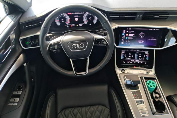 Used Audi A6L 2025 45 TFSI Prestige Dynamic Edition Steering Wheel