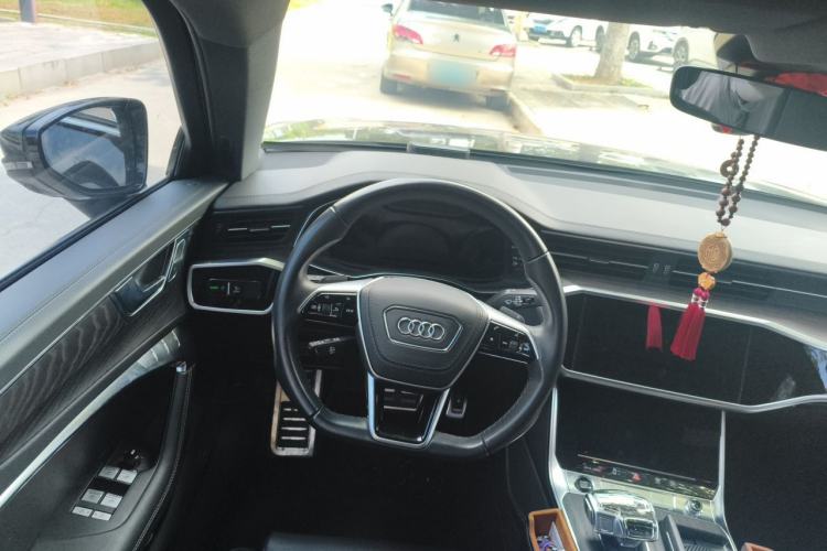 Used Audi A6L 2025 45 TFSI quattro Prestige Dynamic Edition + Premium Package Steering Wheel
