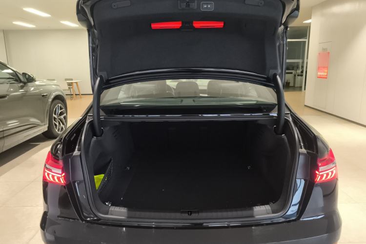 Used Audi A6L 2025 Restyled 45 TFSI quattro Prestige Dynamic Edition Trunk