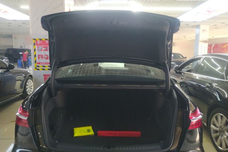 Used Audi A6L 2025 Revised 45 TFSI Prestige Dynamic Edition Trunk