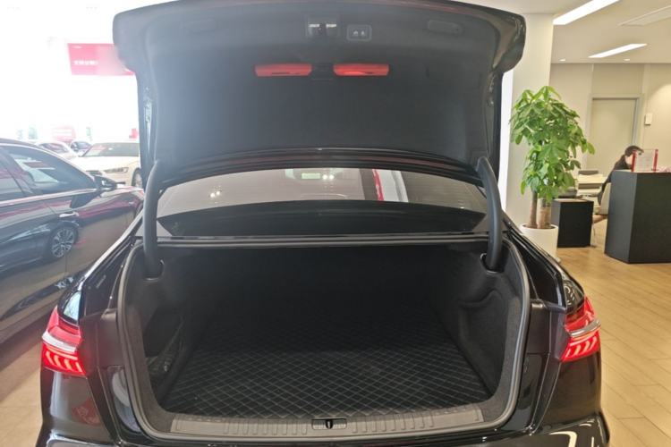 Used Audi A6L 2025 Revised 45 TFSI Prestige Dynamic Edition Trunk