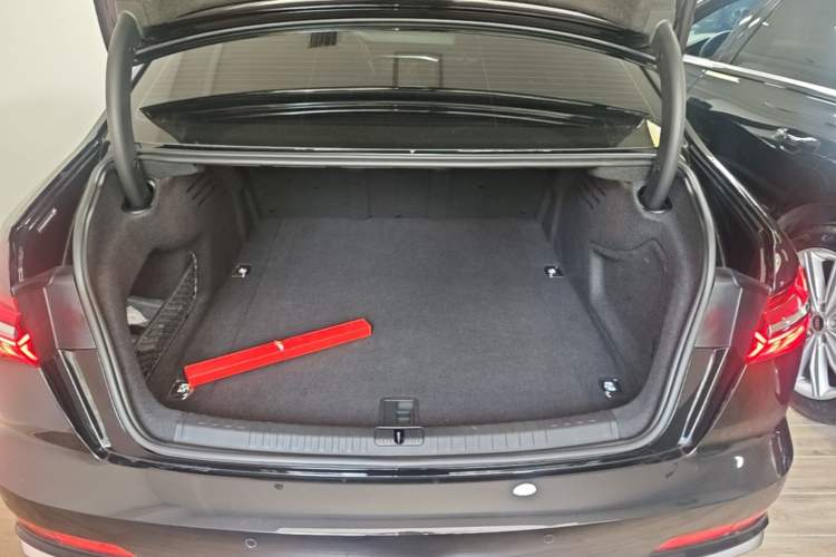 Used Audi A6L 2025 Revised 40 TFSI Luxury Dynamic Edition Trunk