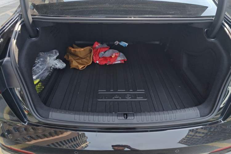 Used Audi A6L 2025 45 TFSI quattro Prestige Dynamic Edition Trunk