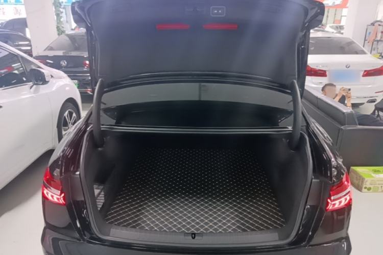 Used Audi A6L 2025 Restyled 45 TFSI quattro Prestige Dynamic Edition Trunk