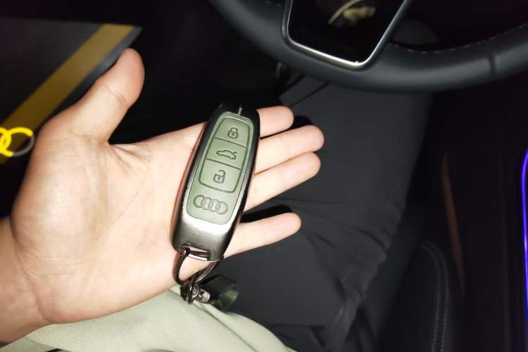 Used Audi A6L 2025 45 TFSI Prestige Dynamic Edition Vehicle Key