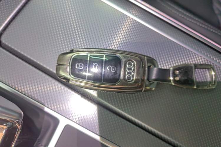 Used Audi A6L 2025 Revised 45 TFSI Prestige Dynamic Edition Vehicle Key