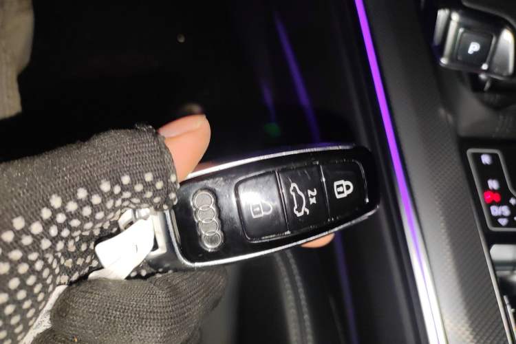 Used Audi A6L 2025 40 TFSI Luxury Dynamic Edition Vehicle Key