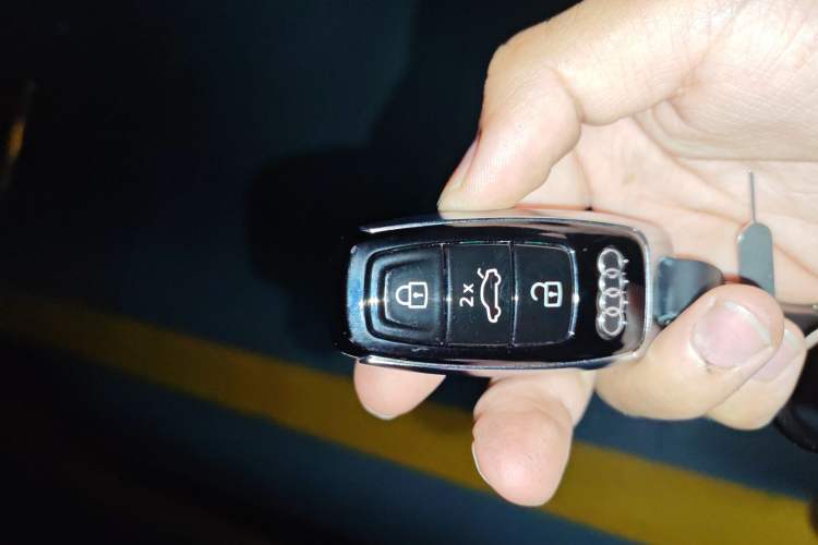 Used Audi A6L 2025 Restyled 45 TFSI quattro Prestige Dynamic Edition Vehicle Key