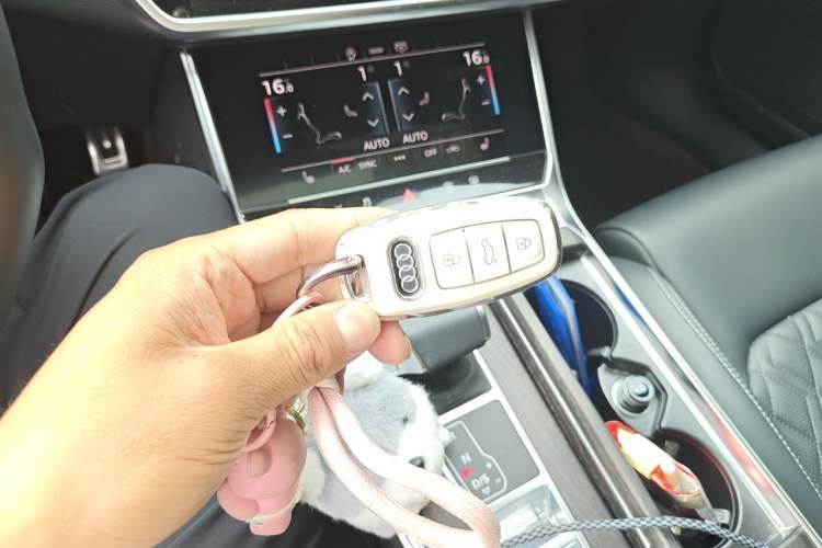 Used Audi A6L 2025 Restyled 45 TFSI quattro Prestige Dynamic Edition Vehicle Key