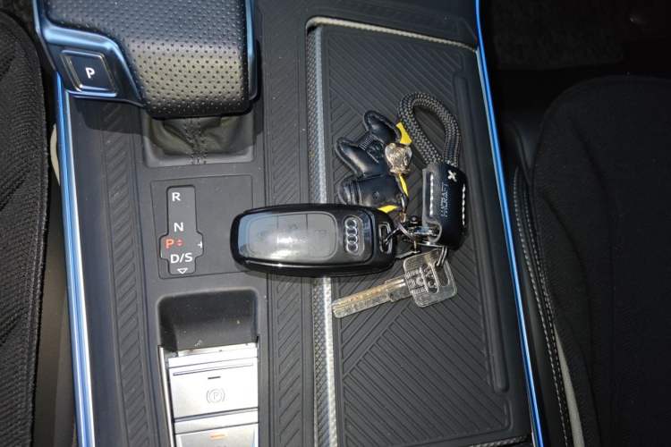 Used Audi A6L 2025 45 TFSI Prestige Dynamic Edition Vehicle Key