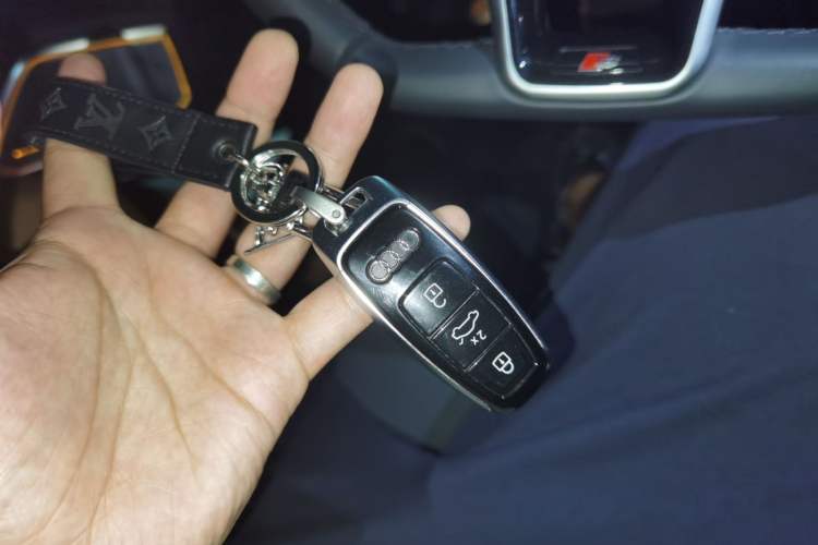 Used Audi A6L 2025 Updated 55 TFSI quattro Prestige Dynamic Edition Vehicle Key