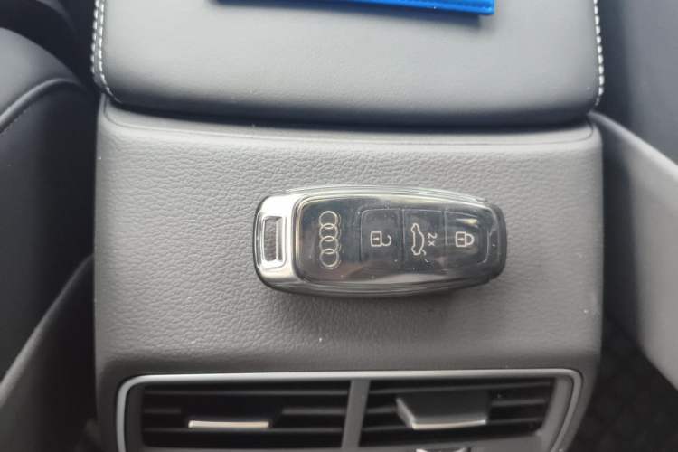 Used Audi A6L 2025 Restyled 45 TFSI quattro Prestige Dynamic Edition Vehicle Key
