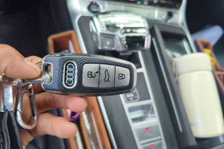 Used Audi A6L 2025 45 TFSI quattro Prestige Dynamic Edition + Premium Package Vehicle Key