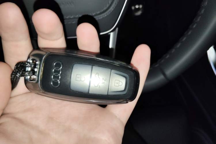 Used Audi A6L 2025 55 TFSI quattro Prestige Dynamic Edition Vehicle Key