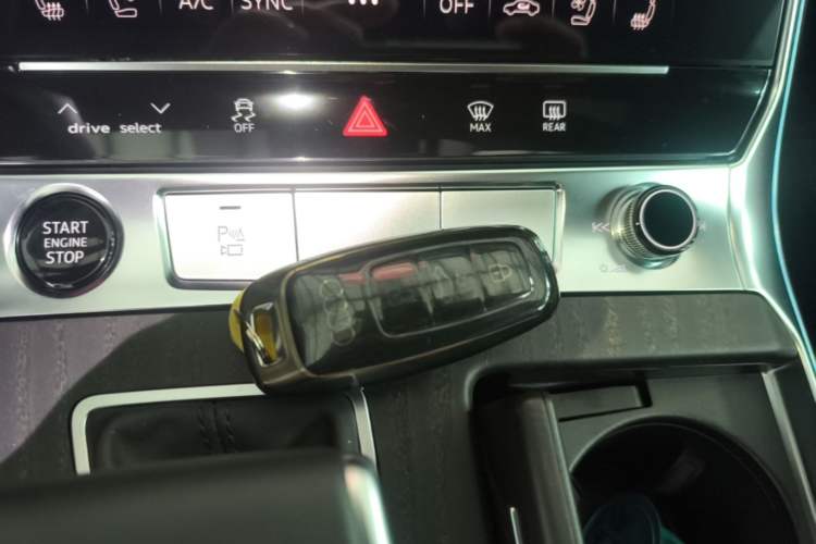 Used Audi A6L 2025 Restyled 45 TFSI quattro Prestige Dynamic Edition Vehicle Key