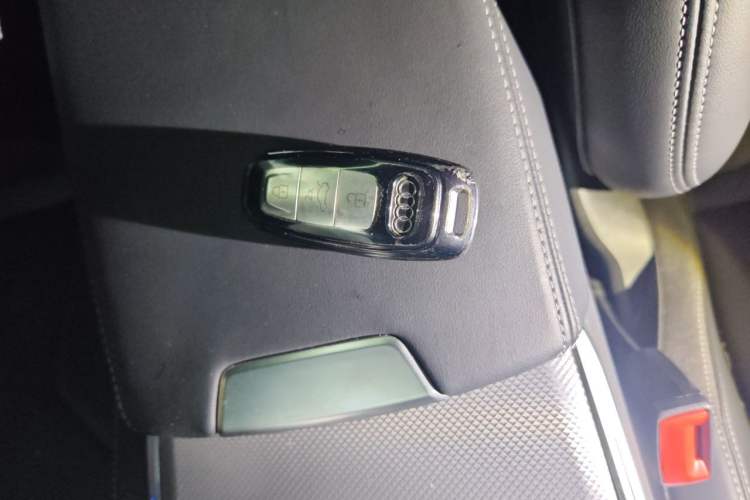 Used Audi A6L 2025 40 TFSI Luxury Dynamic Edition Vehicle Key