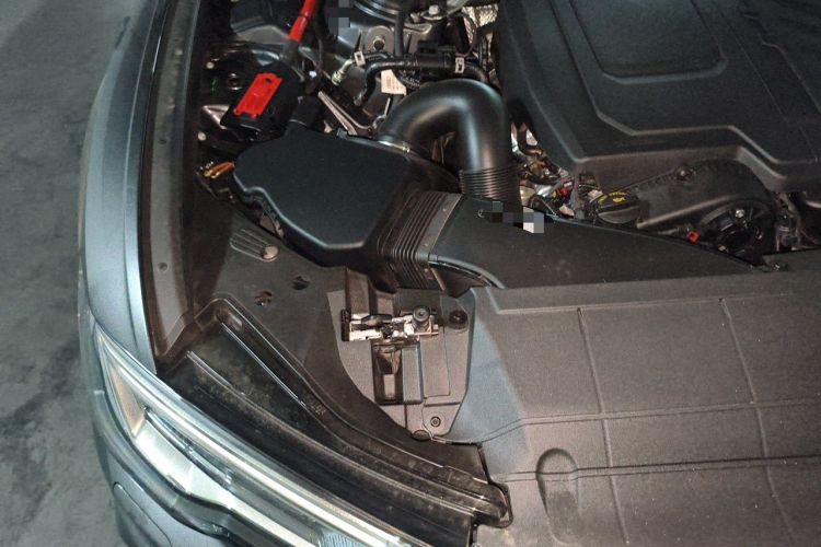 Used Audi A6L 2025 45 TFSI Prestige Dynamic Edition Engine Bay Right