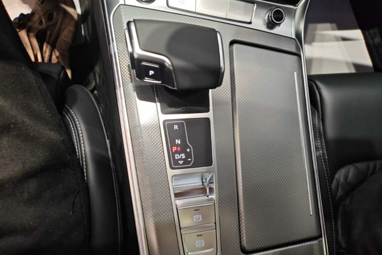Used Audi A6L 2025 45 TFSI Prestige Dynamic Edition Gear Lever