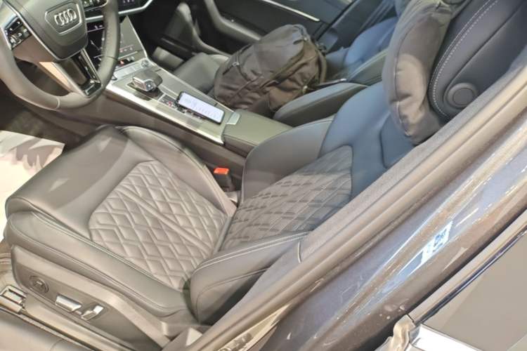 Used Audi A6L 2025 45 TFSI Prestige Dynamic Edition Left Front Seat
