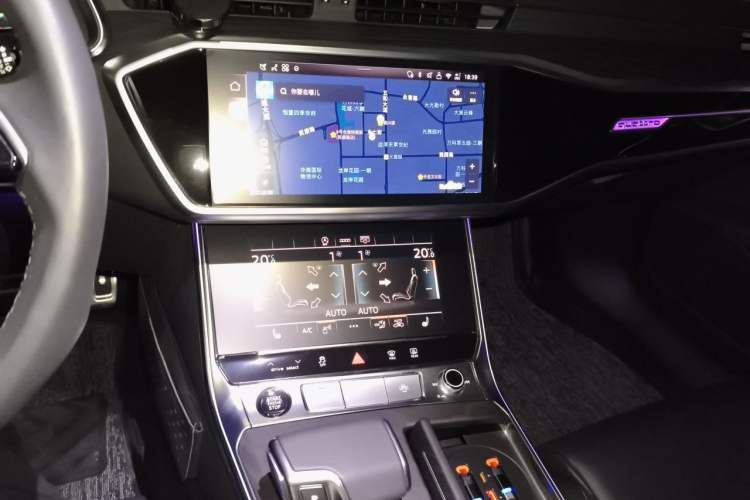 Used Audi A6L 2025 45 TFSI quattro Prestige Dynamic Edition Audio And AC Panel