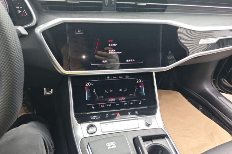 Used Audi A6L 2026 45 TFSI quattro Prestige Dynamic Edition + Premium Package Audio And AC Panel
